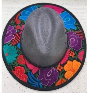 Embroidered gray hat